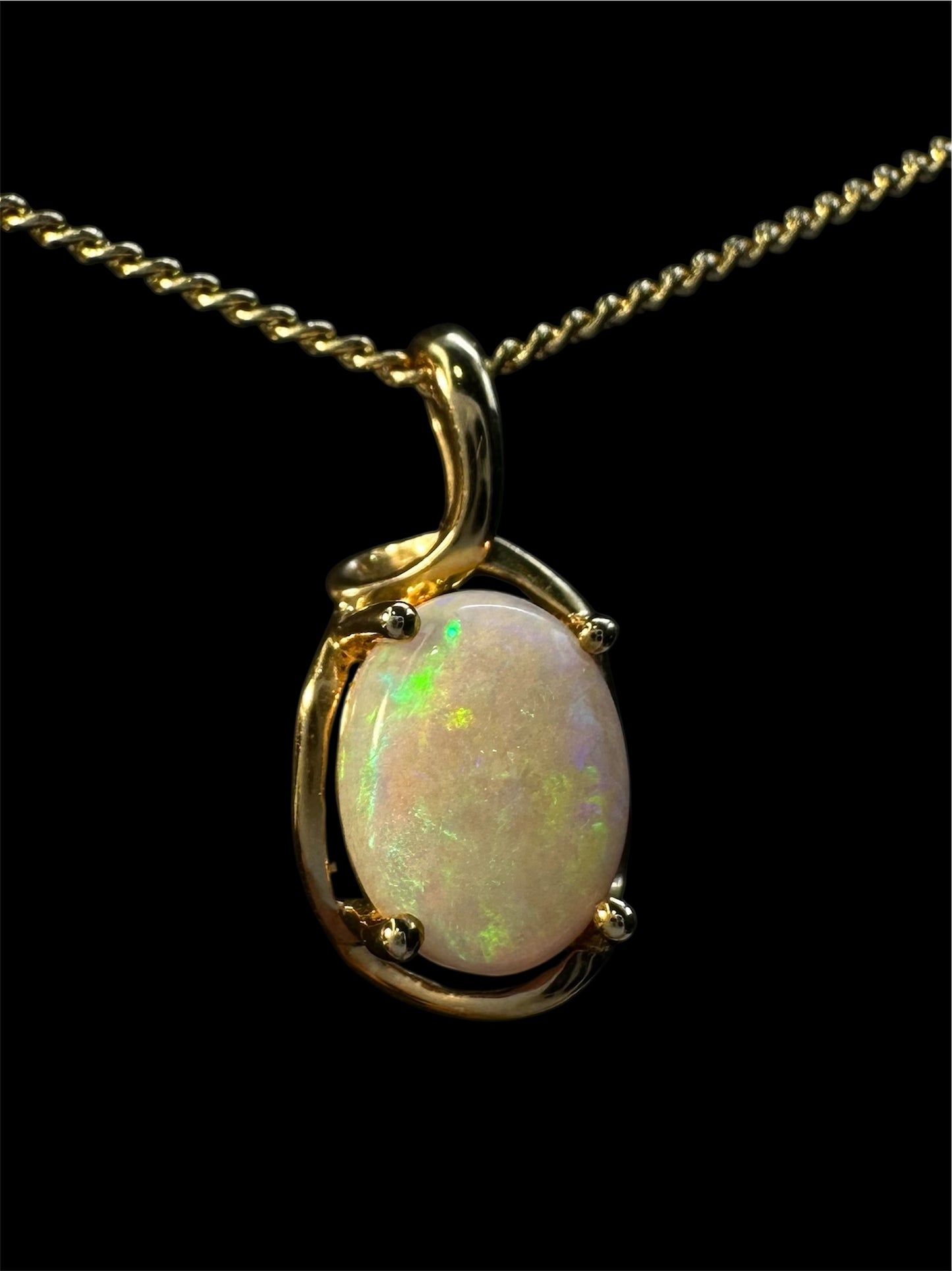 14ct Gold Solid Opal Pendant